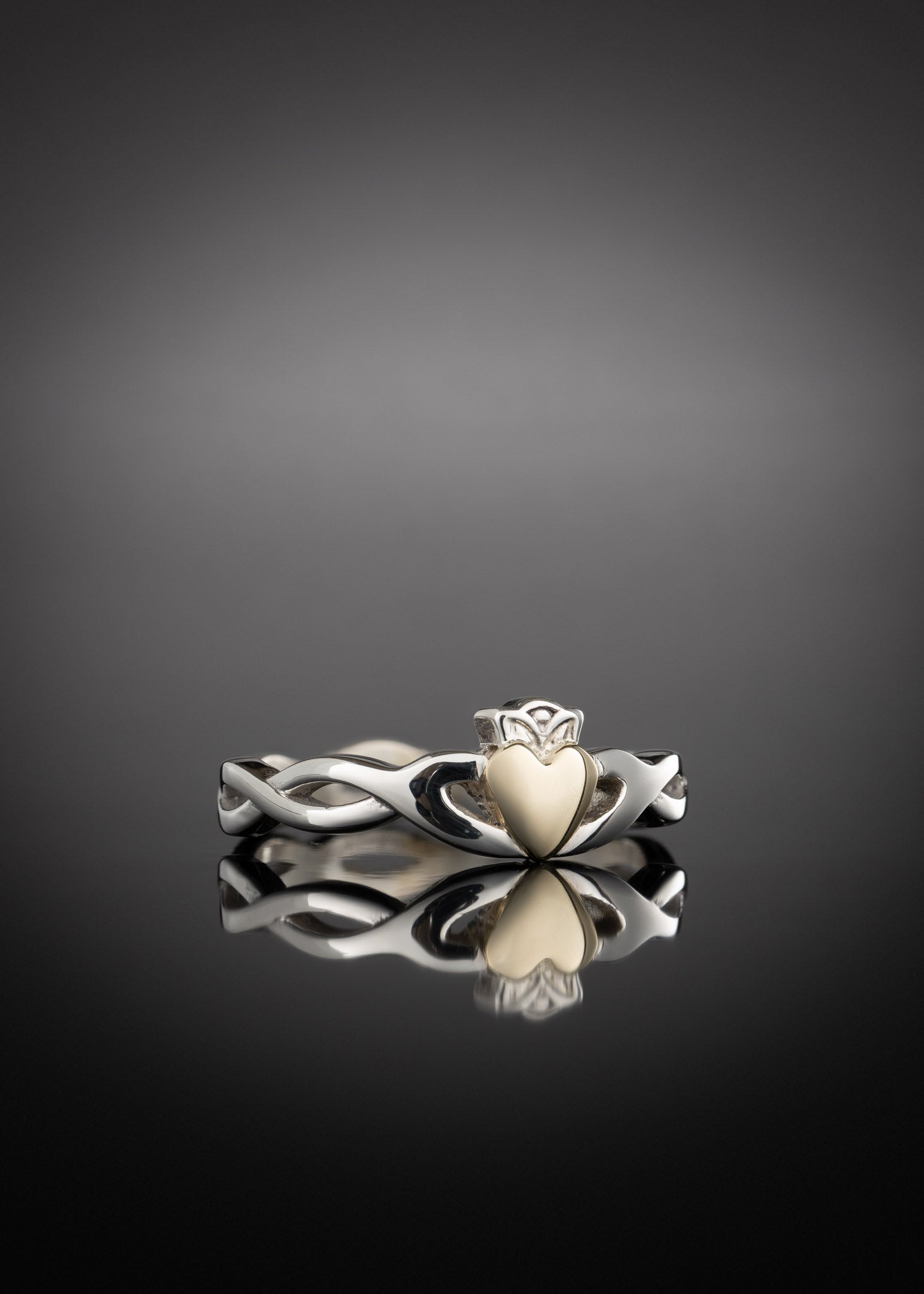 Two tone sale claddagh ring